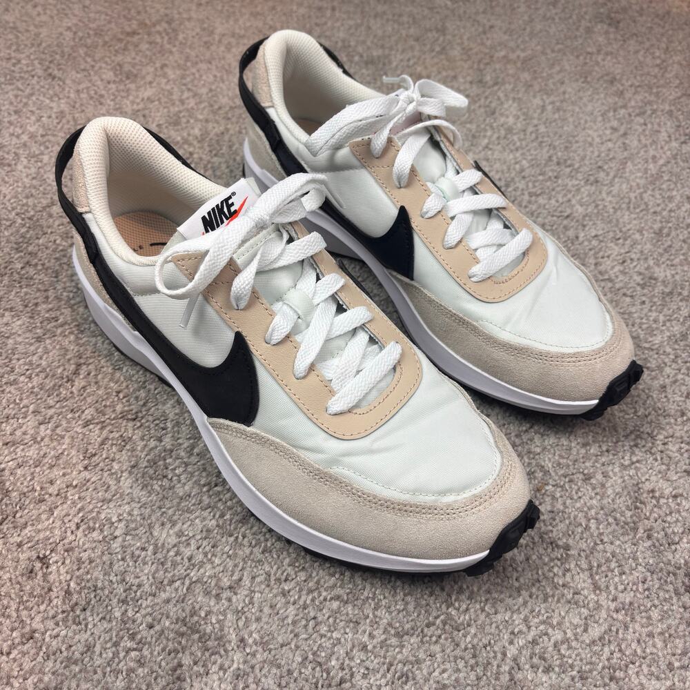 Nike Women's Waffle Debute size 11